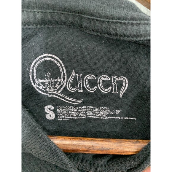 QUEEN 2018 100% Cotton Band (S) Shirt Black T-Shirt We Will Rock You Rock & Roll - Picture 2 of 7